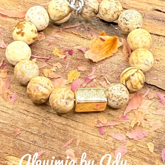 Alquimia Cream and Gold Ring with Elegant Design - Picture 1 of 2